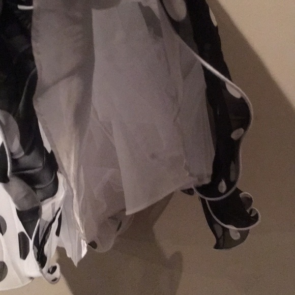 Black and white polka dot dress - Picture 4 of 5